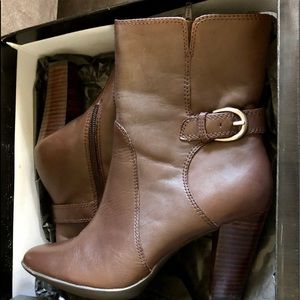 a.n.a. Indy Brown Leather Boots